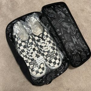 Men’s Size 11 Skate board shoes Assholes Live Forever